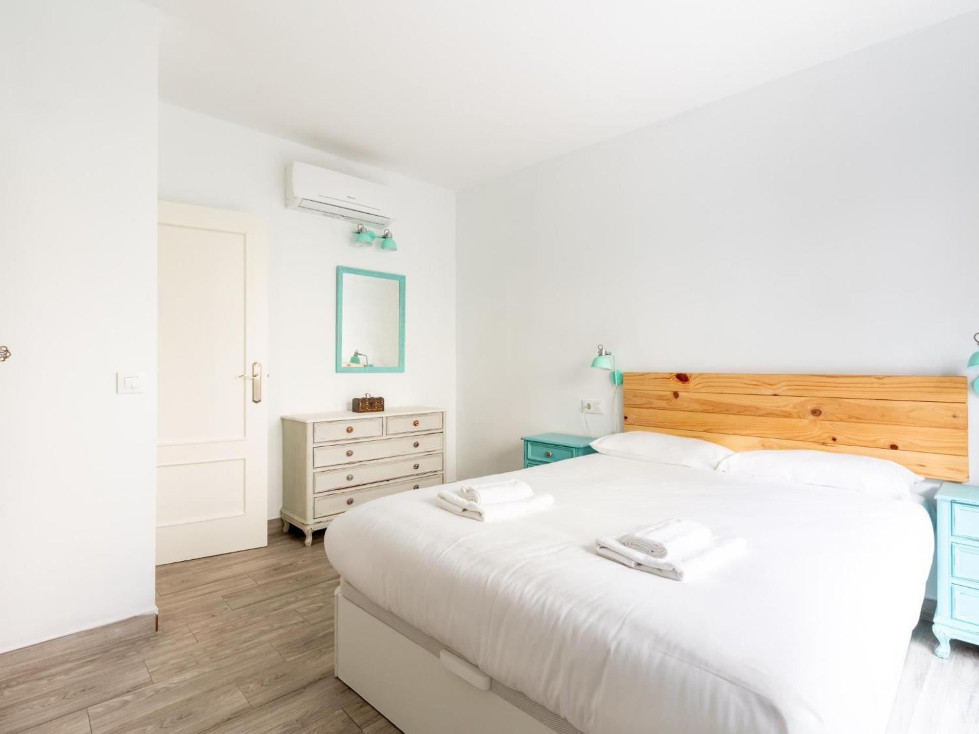 Apartamento Holi-Rent Padre Isla Sevilla Exterior foto