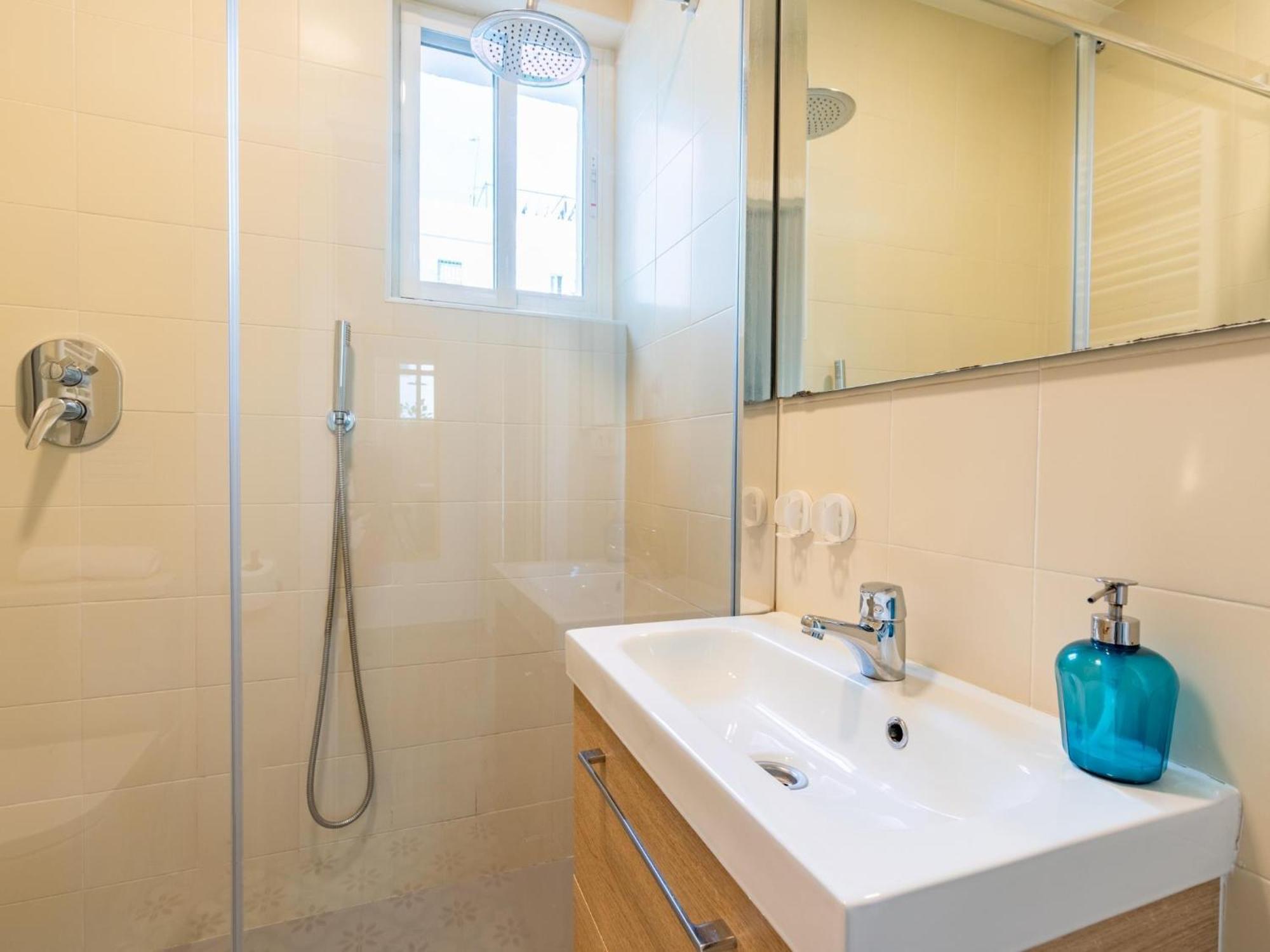 Apartamento Holi-Rent Padre Isla Sevilla Exterior foto